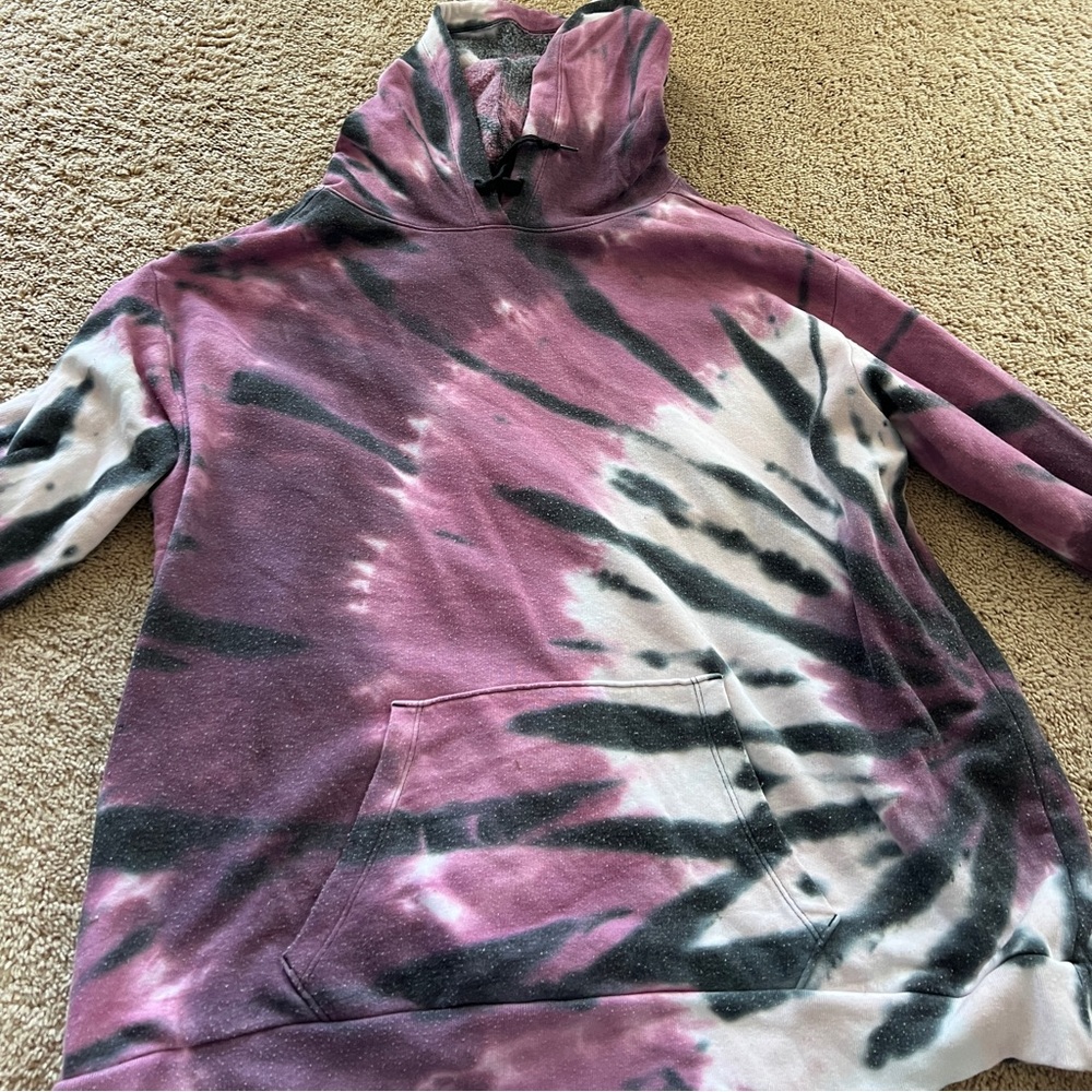 XL purple tie-dye victoria secret pink hoodie